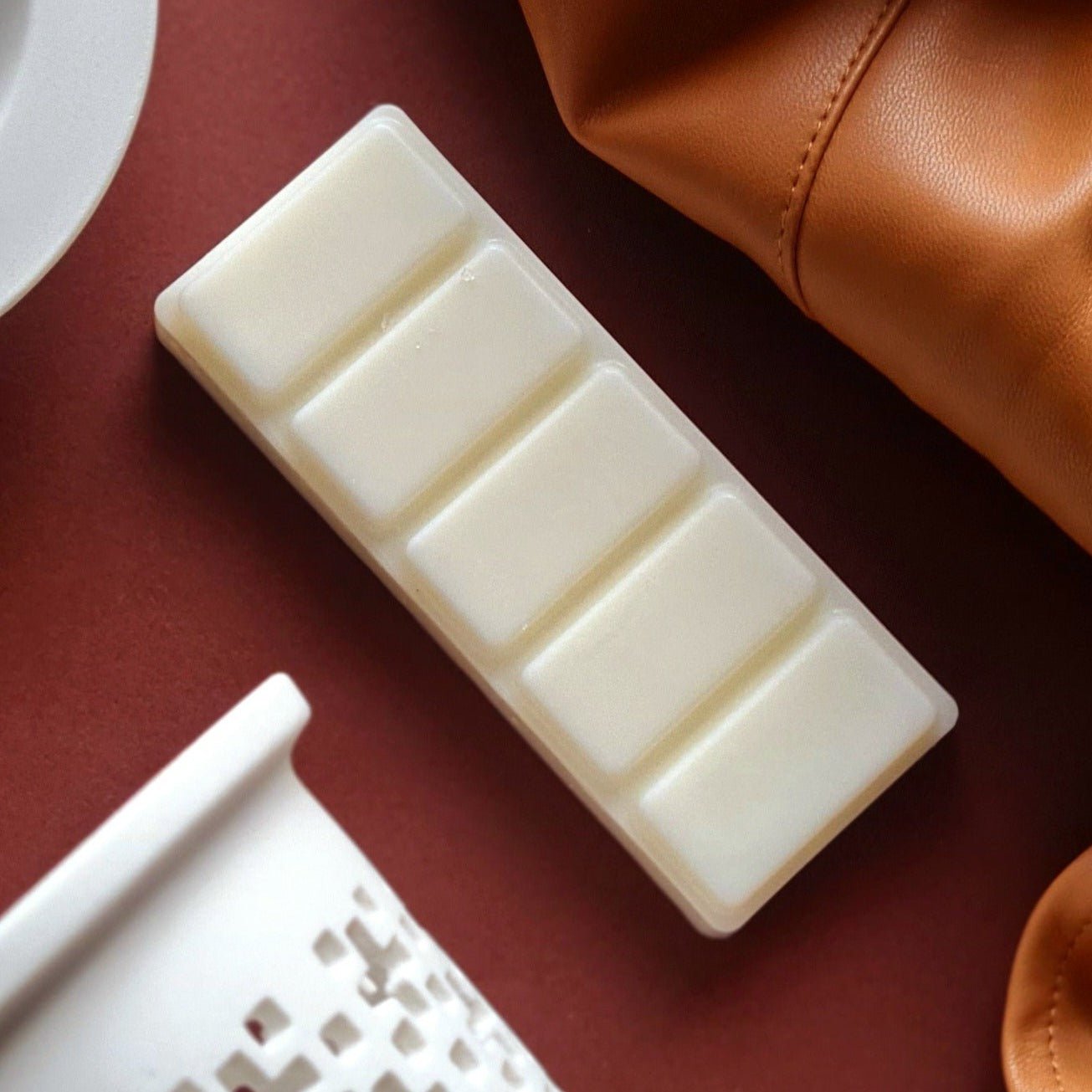 Leather & Oudh Soy Wax Melts
