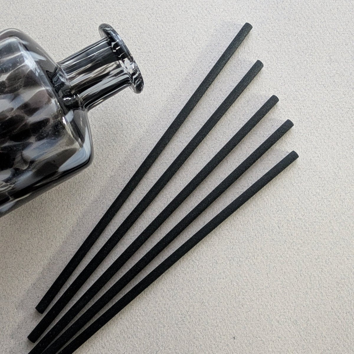 Medium Luxury Black Reed Diffuser Reeds For Small Diffuser Bottles (Pack of 8)